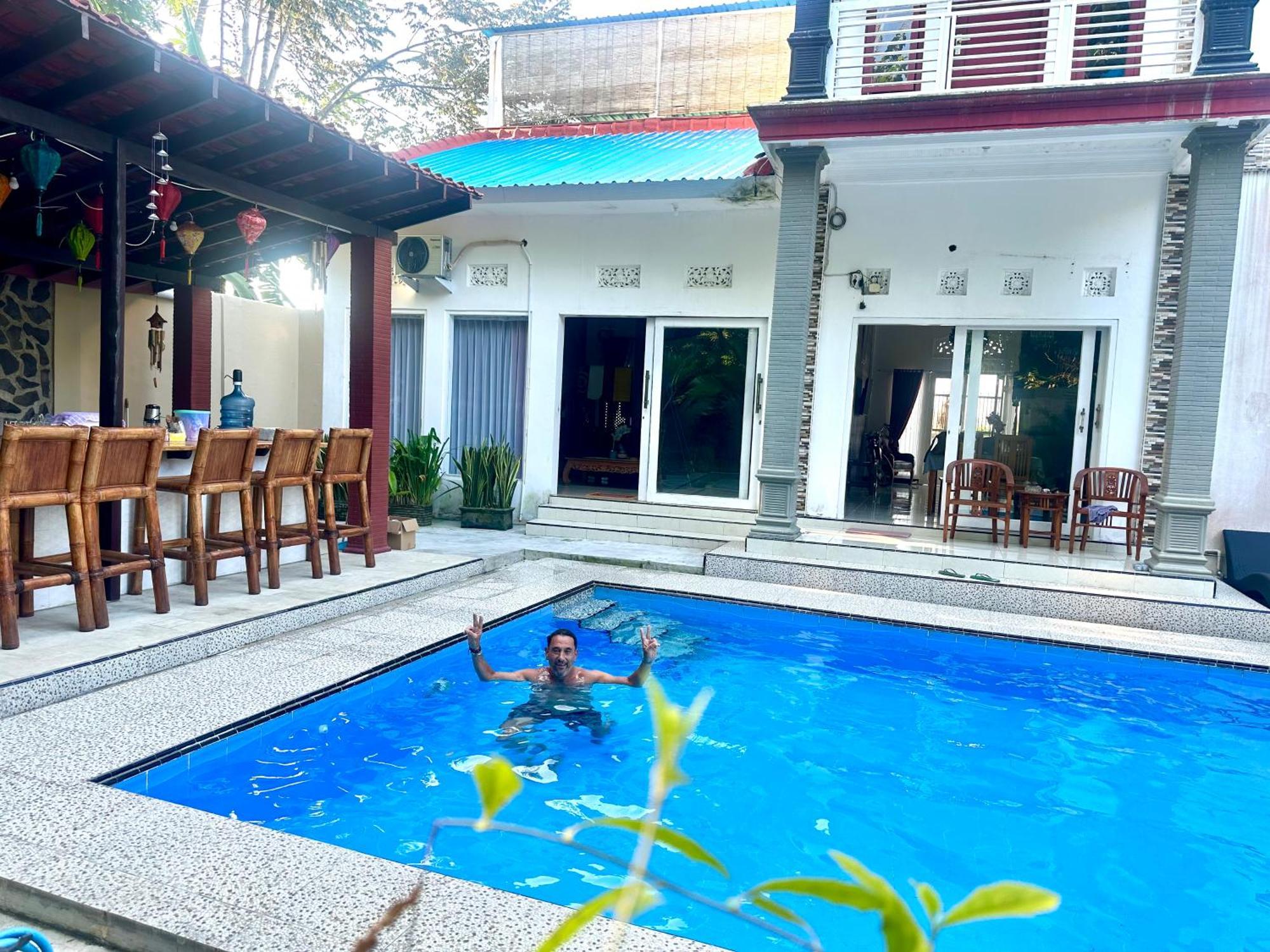 בניוואנגי Mangir Homestay מראה חיצוני תמונה